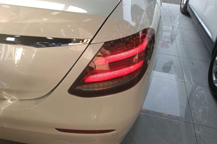 Used Mercedes-Benz E-Class 2018 E 200 L Sport Edition