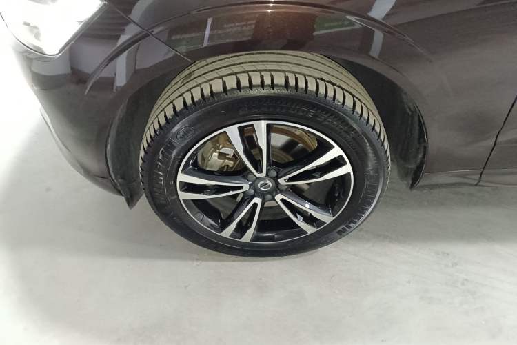 Used Volvo XC60 2019 T5 4x4 Smart Edition China V Standard
