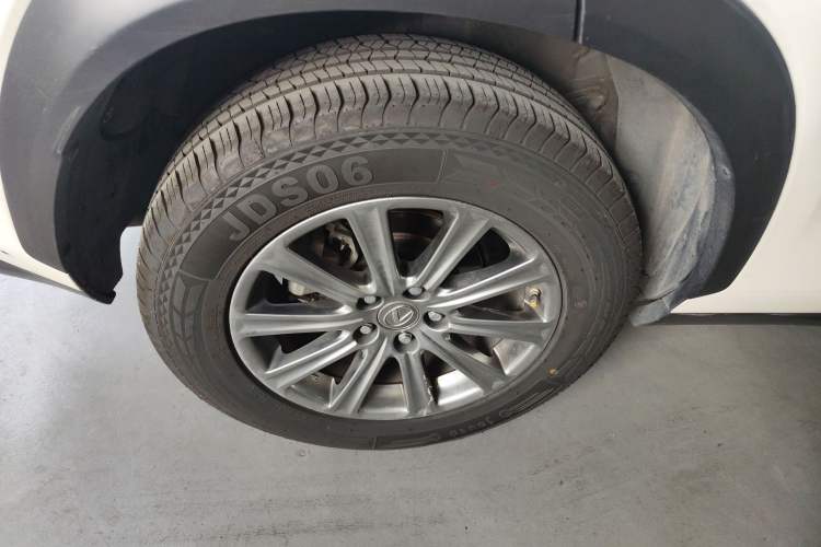 Used Lexus NX 2015 200 Front-Wheel Drive X-Trail SE Edition
