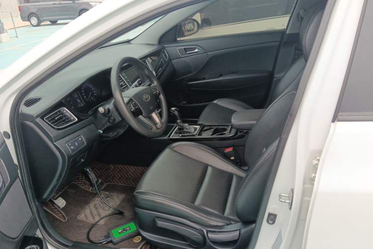 Used Hyundai Mistra 2014 1.8L Automatic Smart GLS