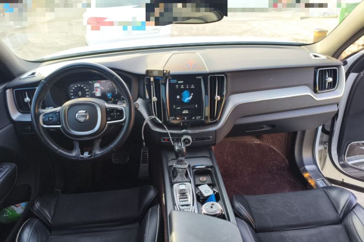 Used Volvo XC60 2019 T5 4x4 Zhiyuan Sport Edition China V Standard
