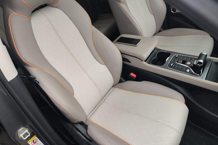 Used BYD Yuan PLUS 2024 Honor Edition 430KM Beyond Model
