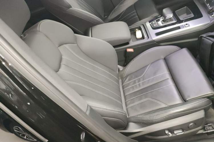 Used Audi Q5L Sportback 2023 40 TFSI Fashion Model
