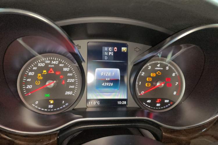 Used Mercedes-Benz V-Class 2018 V 260 Prestige Edition China VI