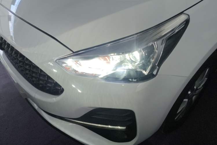 Used Haval M6 2019 1.5T DCT Two-Wheel Drive Value Edition China VI Standard
