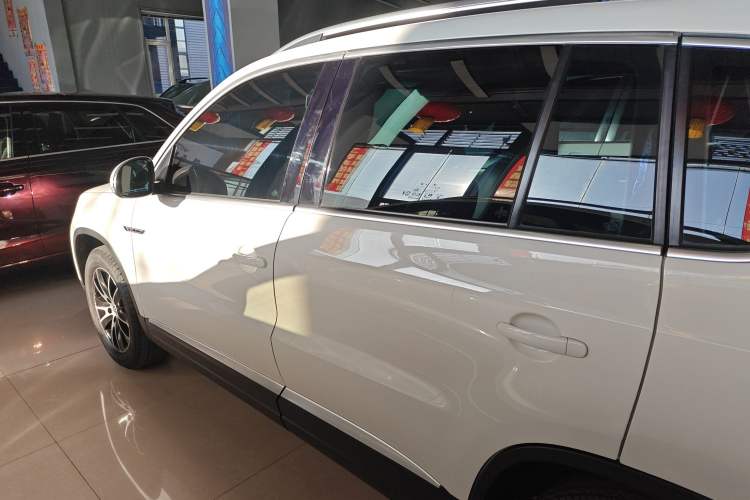 Used Volkswagen Tiguan 2016 300TSI Automatic All-Wheel Drive Luxury Edition