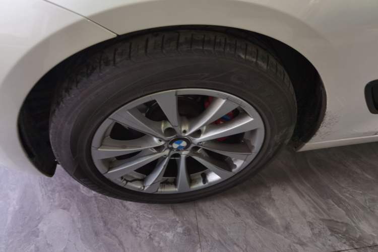 Used BMW 3 Series GT 2017 320i Sport Edition
