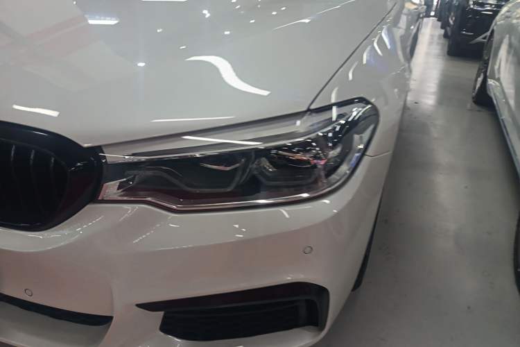 Used BMW 5 Series 2020 530Li Leading Model M Sport Package