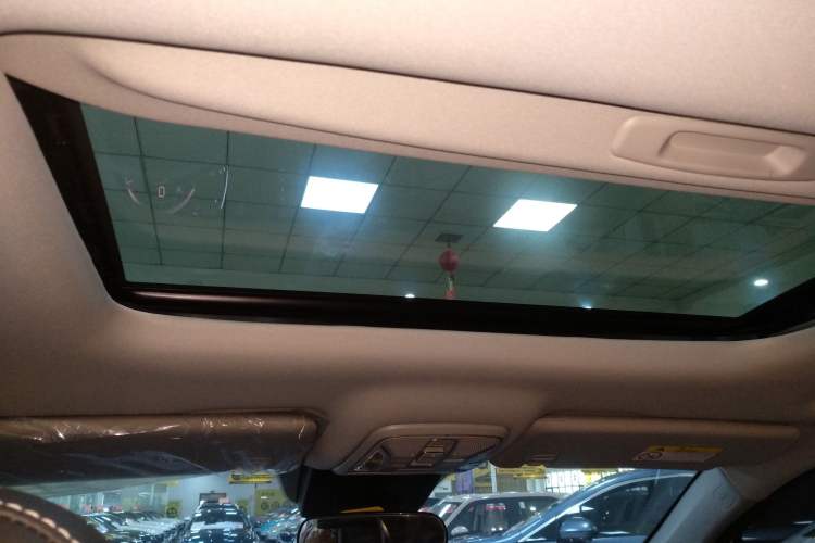 Used GAC Trumpchi M6 2023 PRO 270T DCT Luxury Edition
