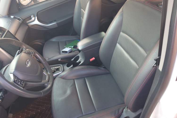 Used Chery Tiggo 3 2015 1.6L CVT ZhiShang Commemorative Edition
