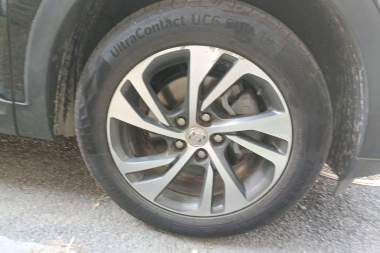 Used Buick Envision 2022 Facelift Encore S 552T Two-Wheel-Drive Luxury Model
