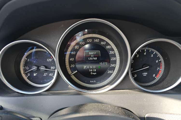 Used Mercedes-Benz C-Class 2013 C 180 Classic Grand Edition
