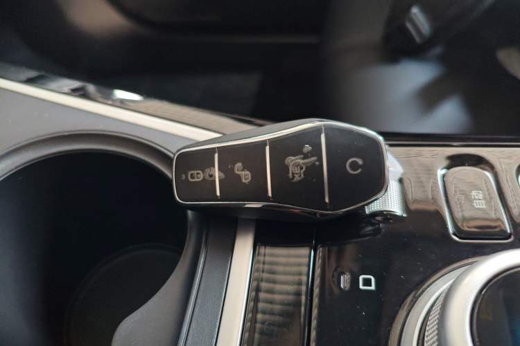 Used BYD Qin PLUS 2021 EV 400KM Leading Comfort Edition
