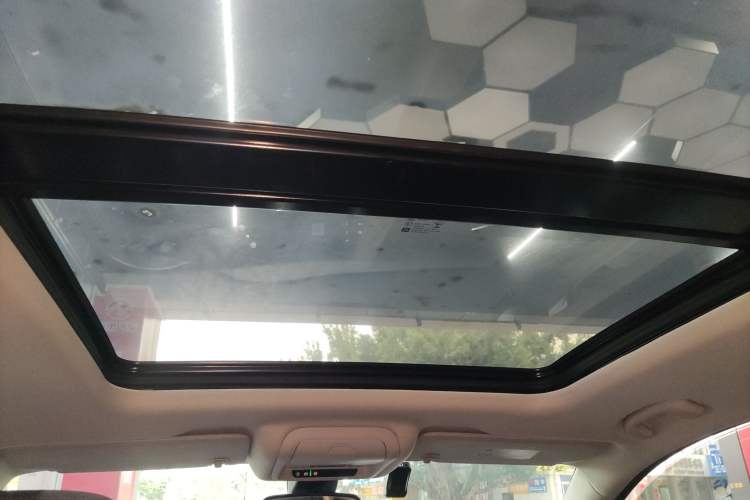 Used Buick Enclave 2020 28T Two-Wheel Drive Prestige Version