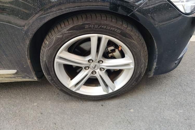 Used Volvo S90 2019 T5 Zhiyi Edition
