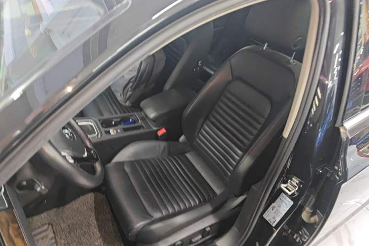 Used Volkswagen Magotan 2018 Facelift 330TSI DSG Luxury Model
