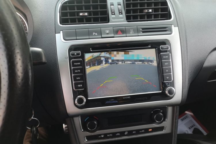 Used Volkswagen Polo 2014 1.6L Cross Polo Automatic
