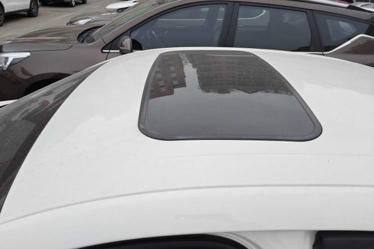 Used Ford Escort 2015 1.5L Automatic Fashion Model