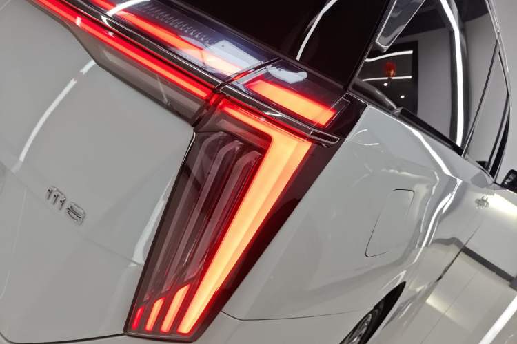 Used GAC Trumpchi M8 2023 Zongshi Series 400T Flagship Edition
