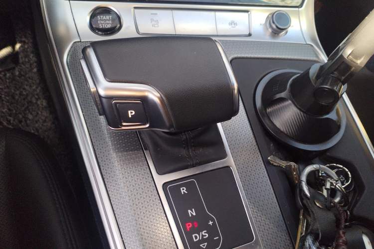 Used Audi A6 (Import) 2023 allroad quattro 55 TFSI Prestige Off-Road Model