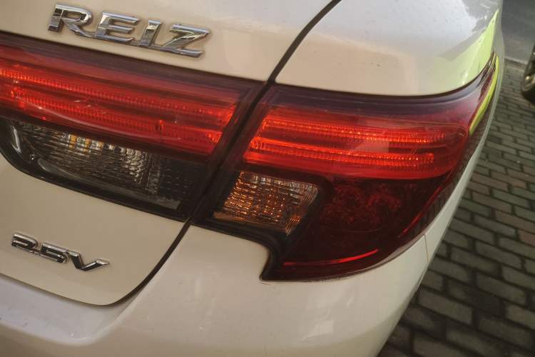 Used Toyota Reiz 2013 2.5V Elite Edition
