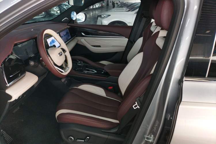 Used Geely Auto Monjaro L 2021 2.0TD DCT EVO Two-Wheel Drive Prestige Version
