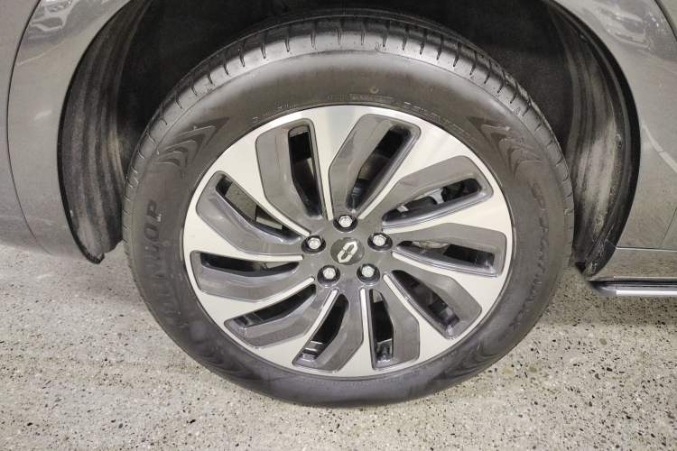 Used Hima AITO M7 2022 1.5T Four-Wheel Drive Luxury Edition
