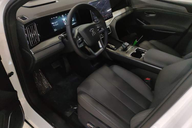 Used BYD Song L DM-i 2025 Intelligent Driving Version 112 km Leading Trim
