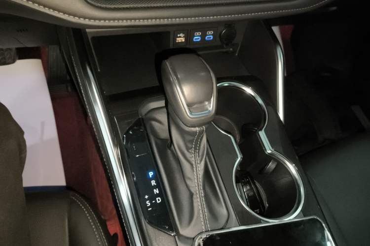 Used Toyota Crown Land Cruiser 2021 2.5L HEV Four-Wheel Drive Premium Edition
