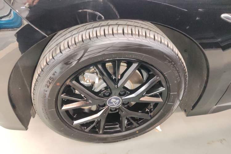 Used BYD Han 2025 DM-i 125KM Elite Model
