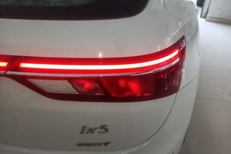 Used Dongfeng Fengon ix5 2019 220T CVT ZhiShang Version China VI Standard