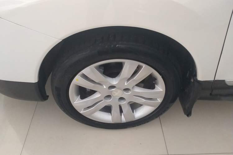 Used Peugeot 3008 2015 1.6THP Automatic Classic Edition
