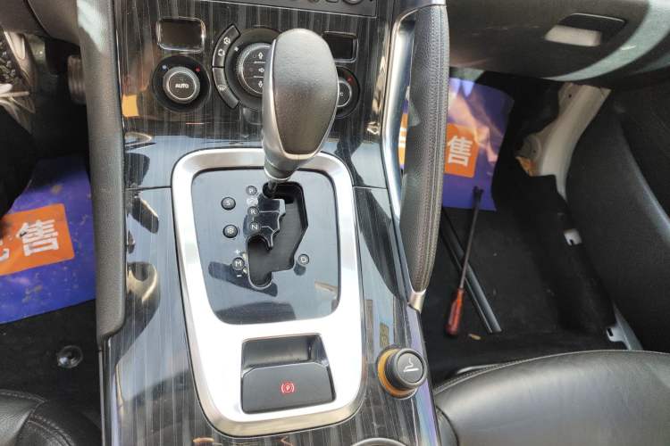 Used Peugeot 3008 2013 2.0L Automatic Trend Edition
