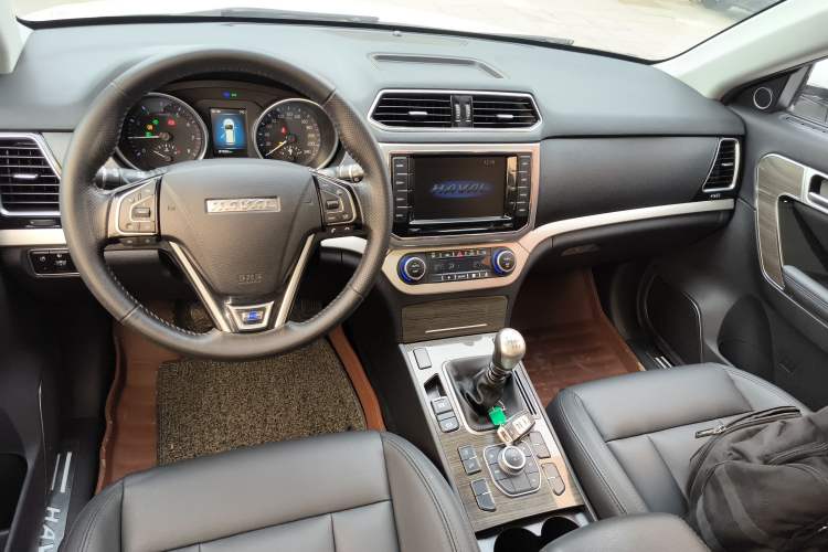 Used Haval H6 Coupe 2016 Blue Label 1.5T Manual Two-Wheel Drive Urban Model