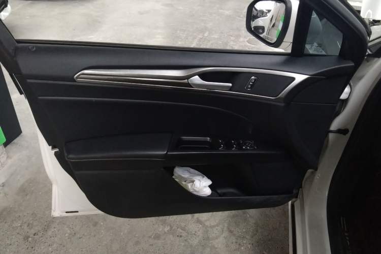 Used Ford Mondeo 2018 EcoBoost 180 Smart Control Fashion Model China V Standard
