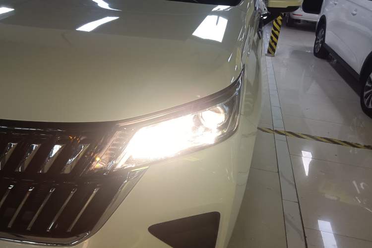 Used Wuling Jiachen 2022 1.5L Manual Comfort Edition