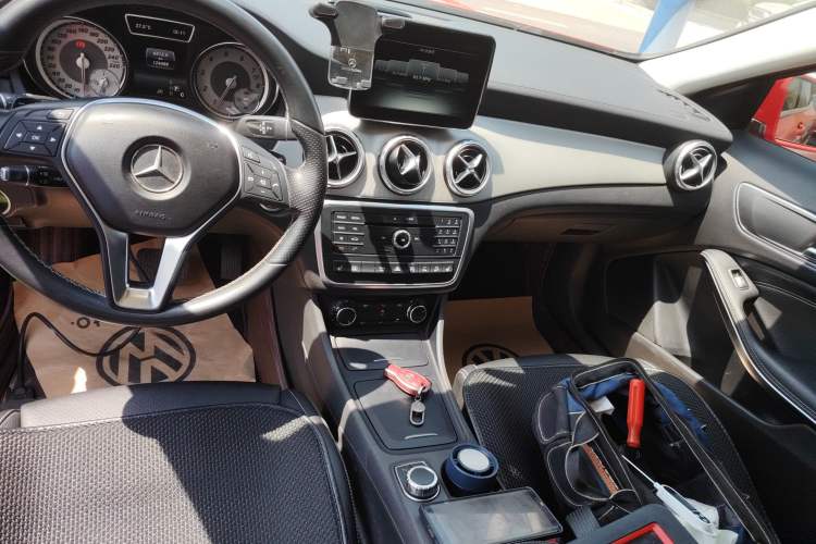 Used Mercedes-Benz GLA 2016 GLA 220 4MATIC Fashion Edition
