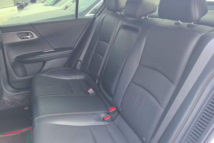 Used Honda Accord 2016 Hybrid 2.0L Sharp Edition
