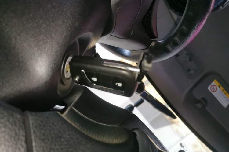 Used Toyota YARiS L 2019 1.5E CVT Dynamic Edition China VI compliant