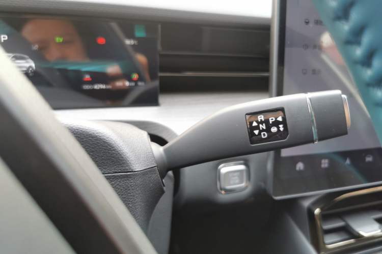 Used  Shanhai L6 2024 1.5TD DHT MAX
