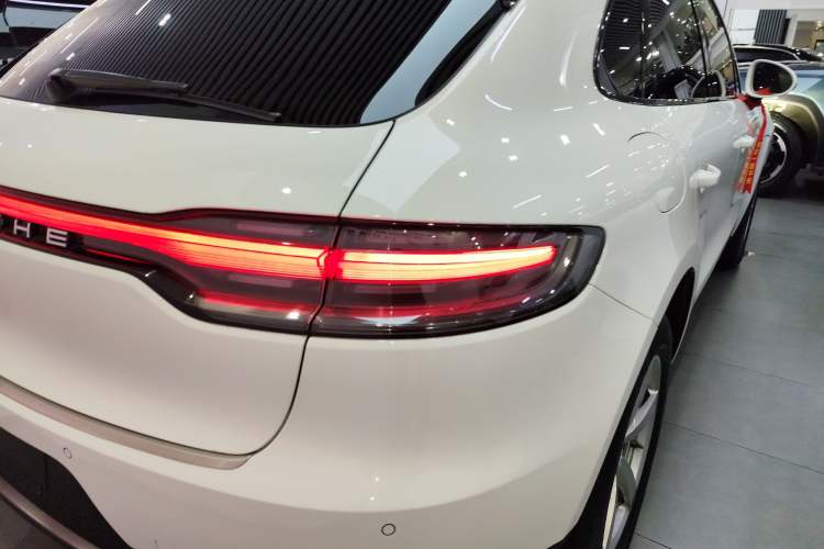 Used Porsche Macan 2018 Macan 2.0T