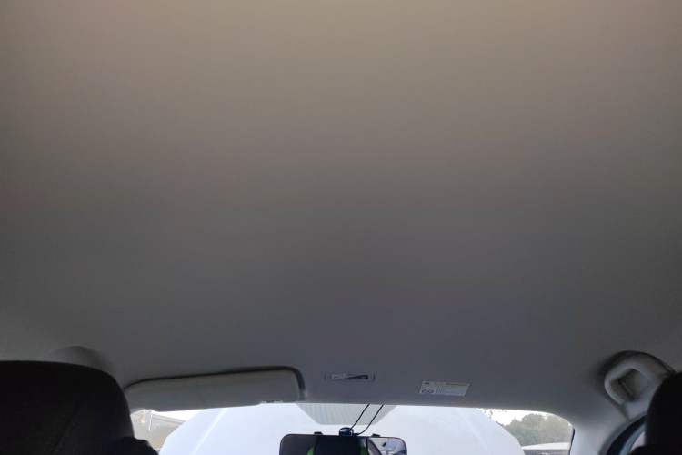 Used Roewe Clever 2021 302km All-Round Version
