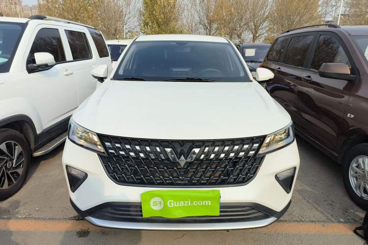 Used Wuling Alvez 2022 1.5L Manual Free-Style Model
