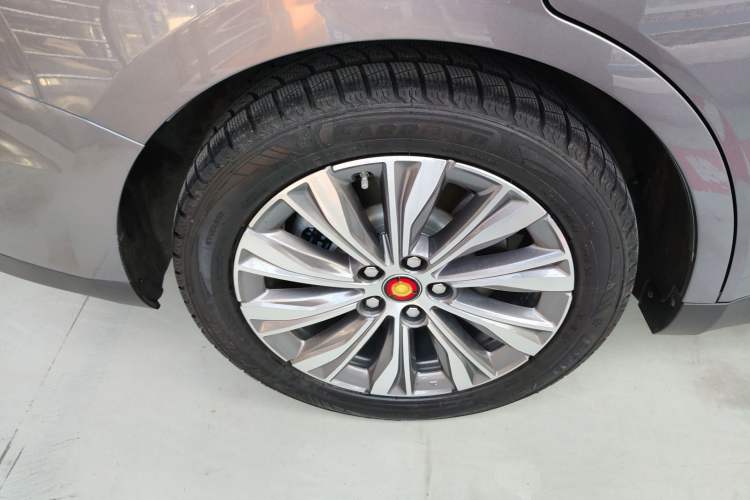 Used Hongqi E-QM5 2023 620km PLUS
