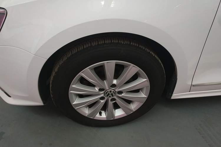 Used Volkswagen Sagitar 2016 230TSI 25th Anniversary Edition