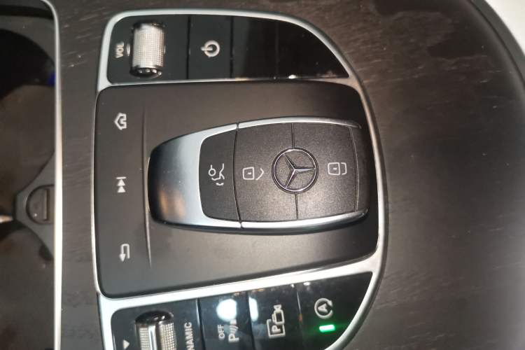 Used Mercedes-Benz C-Class 2020 Restyled C 200 L Fashion Edition Sport Version
