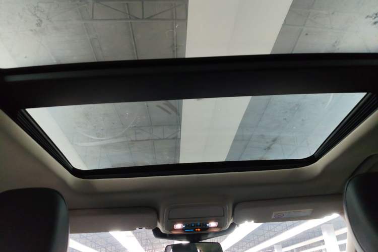 Used Ford Explorer 2022 EcoBoost 285 Four-Wheel Drive 30th Anniversary Edition 7 Seats