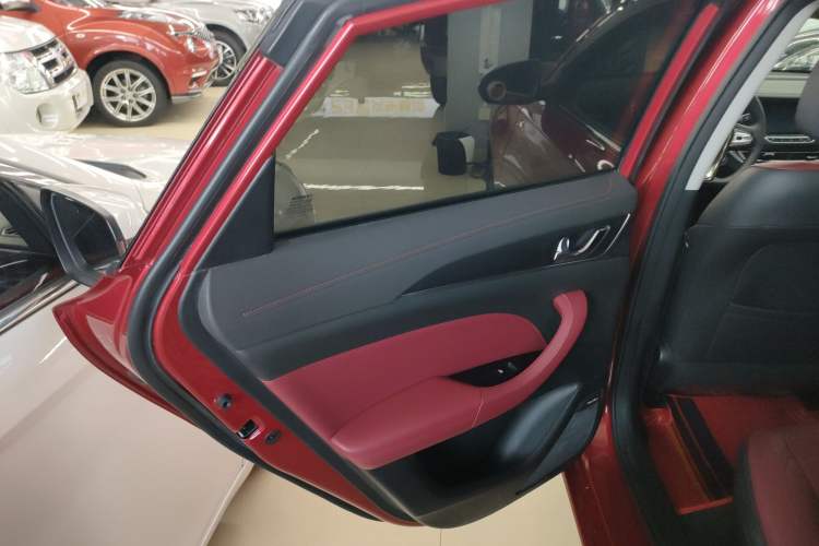 Used Changan Eado 2019 Blue Whale Edition 280T GDI DCT High-Speed Model
