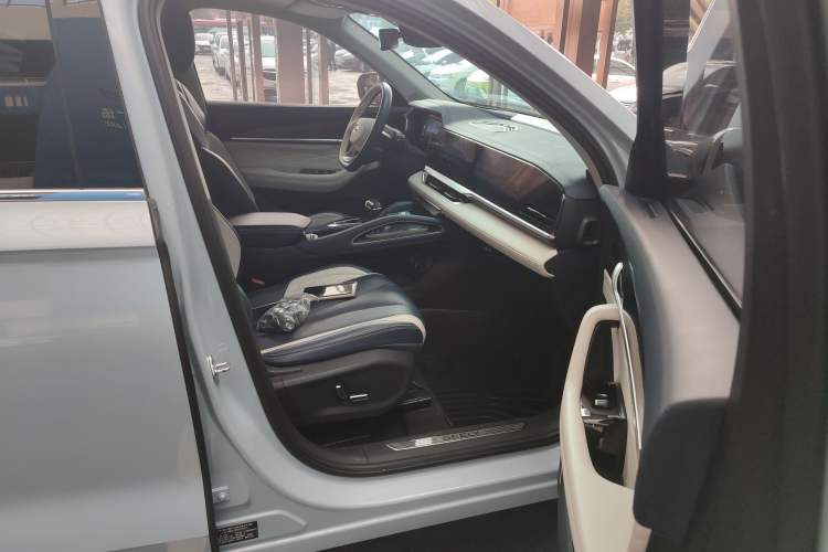 Used Geely Auto Monjaro L 2022 1.5T Thunder Hi·F Plug-in Hybrid Super Rui
