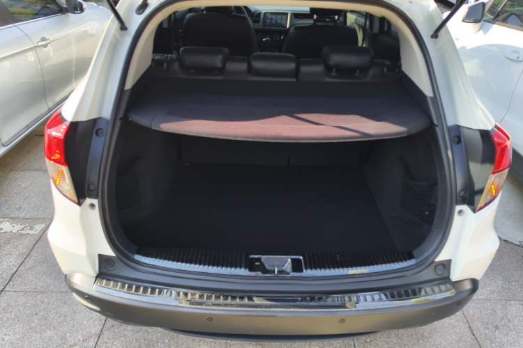 Used Honda Vezel 2020 1.5L CVT Elite Edition
